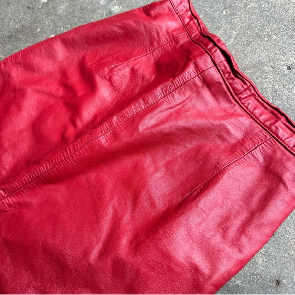 Vintage Red Leather Midi Pencil Skirt Made in USA Size 11/12 - Picture 5 of 15